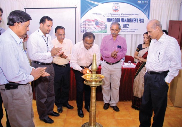 Inauguration of Monsoon Management Fest — 2012 by Shri. John Minu Mathew, Executive Director, BPCL.