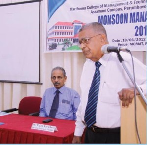 Prof. G.D. Gabriel, Rtd. Professor, Union Christian College, Aluva engaging a session on phonetics.