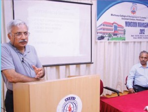 A session on “Ideal Economic Society” by Mr. Jacob Mappilacherry, Chartered Engineer.